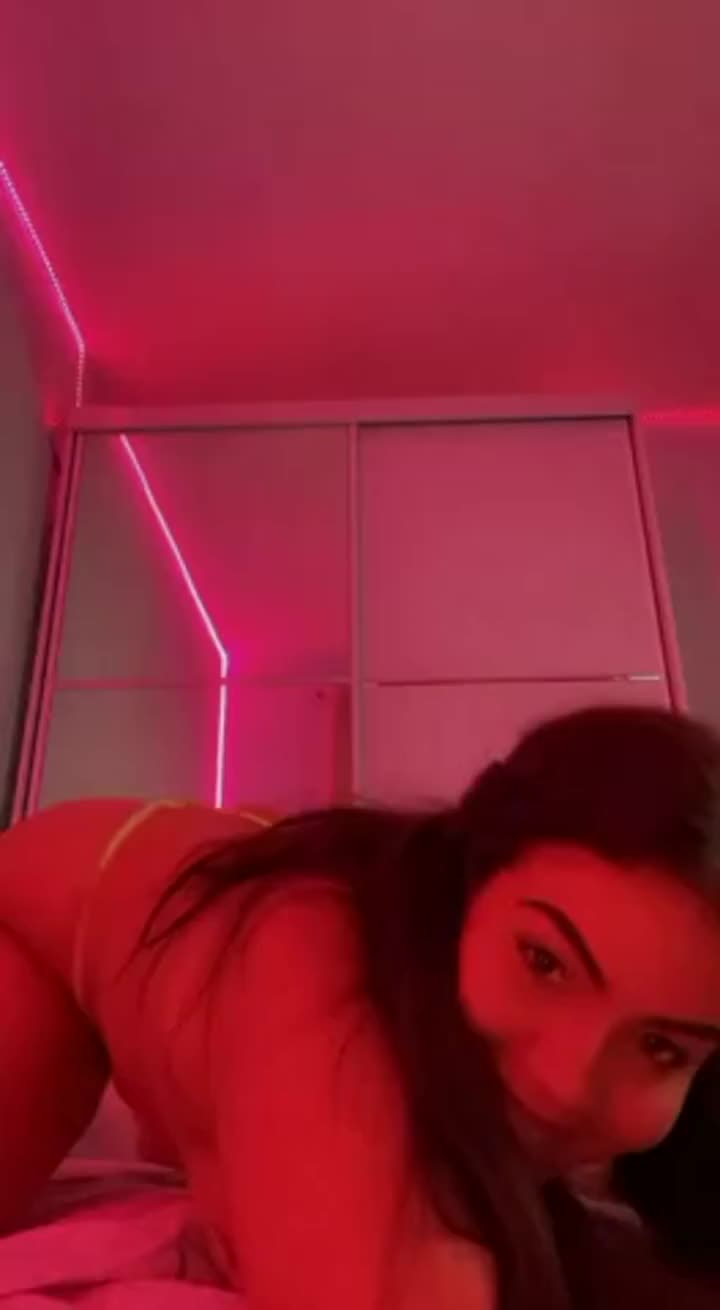 Let me heat you - free porn video