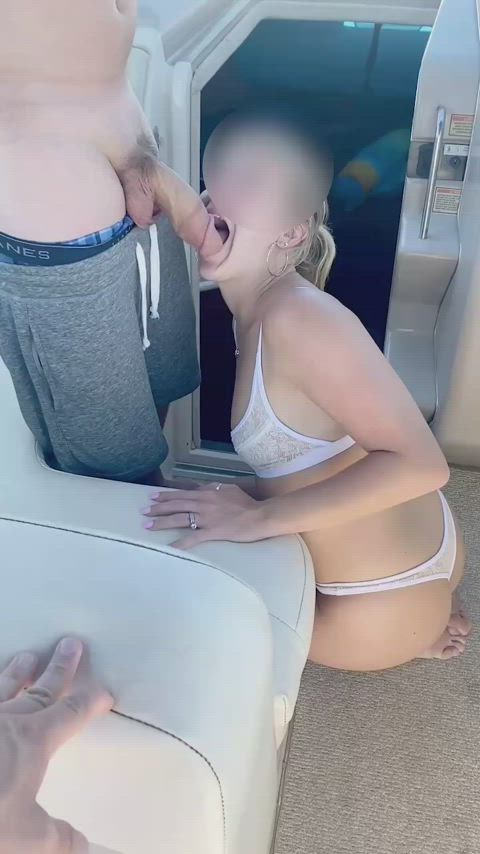 He kept asking me to cum out on his boat.. I’m glad I did 😳 - free porn video