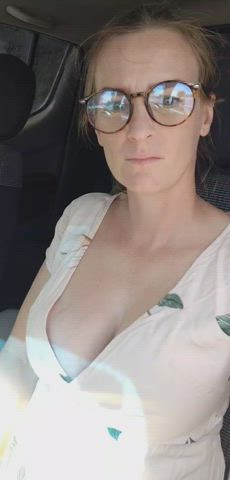 Did you see me flashing in the car park - free porn video