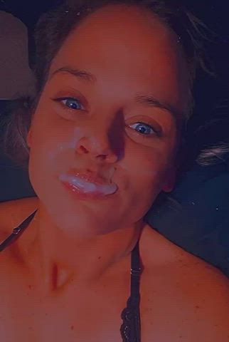 Blowing cum bubbles 🫧 - free porn video