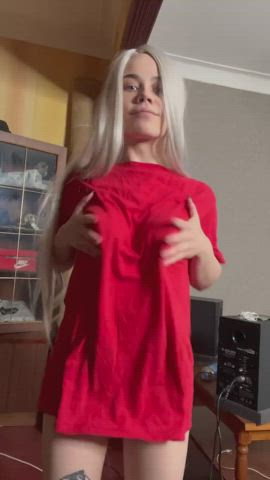 I undress for you. Slap my bubble butt? - free porn video