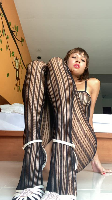 What's the point of going to class if I will just fall for you - free porn video