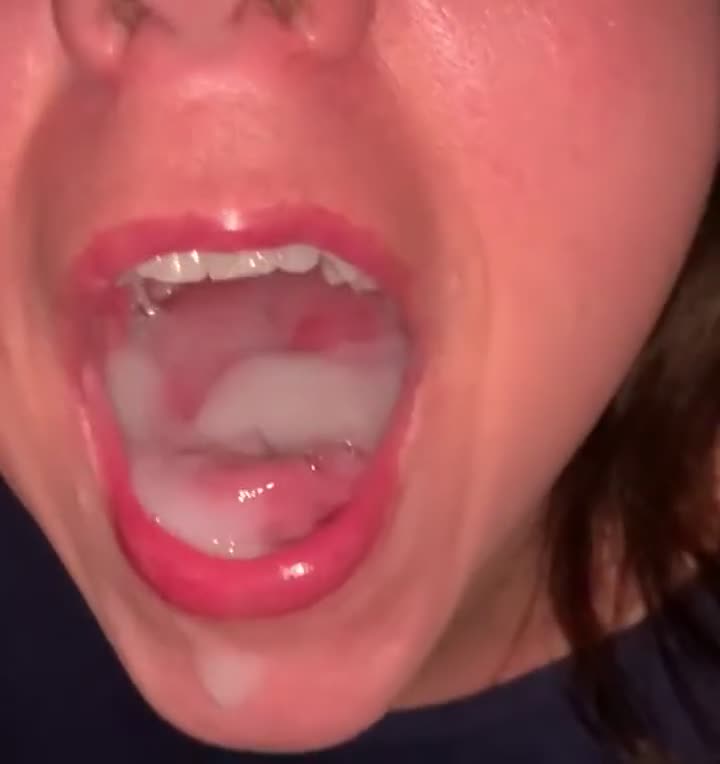 Wow! I was looking for a morning snack, instead I got a full meal. That was a lot! Husband always cums so much. My Goodness 😲😍 - free porn video
