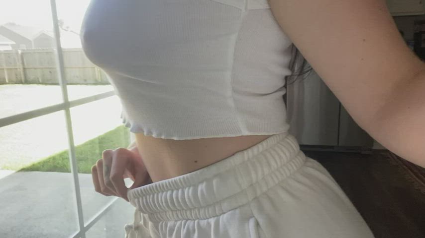 Pretty titties - free porn video