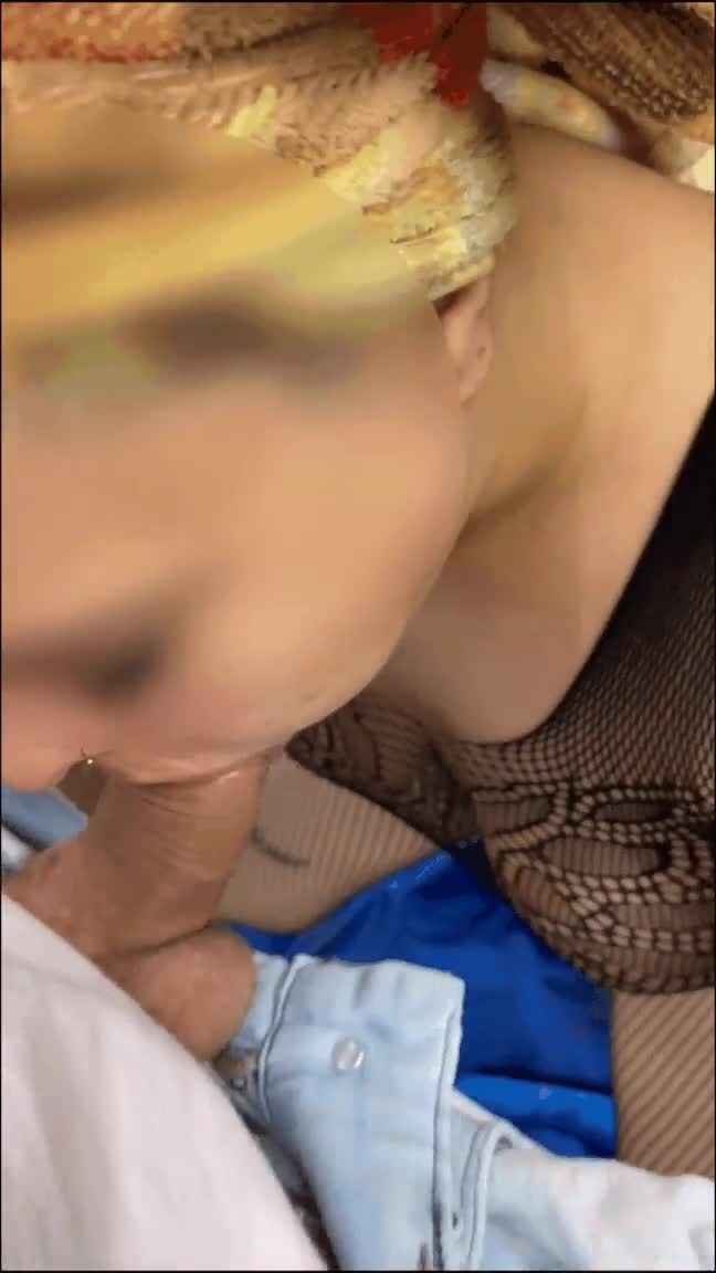 he sticks his dick down my throat like he's sticking it in my pussy - free porn video
