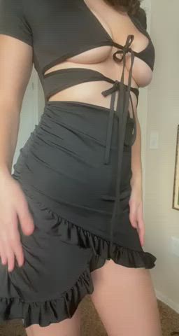 No matter how much is shown I still refuse to wear bras 😆 (F20) - free porn video