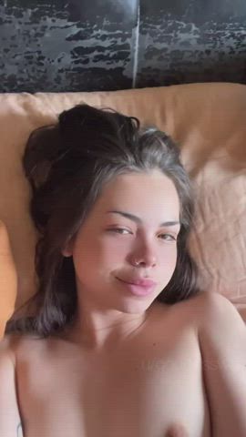 Which lips are more kissable in ur opinion? 😘 - free porn video