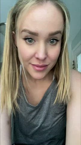 Can I show you my tits before I go to the gym? - free porn video
