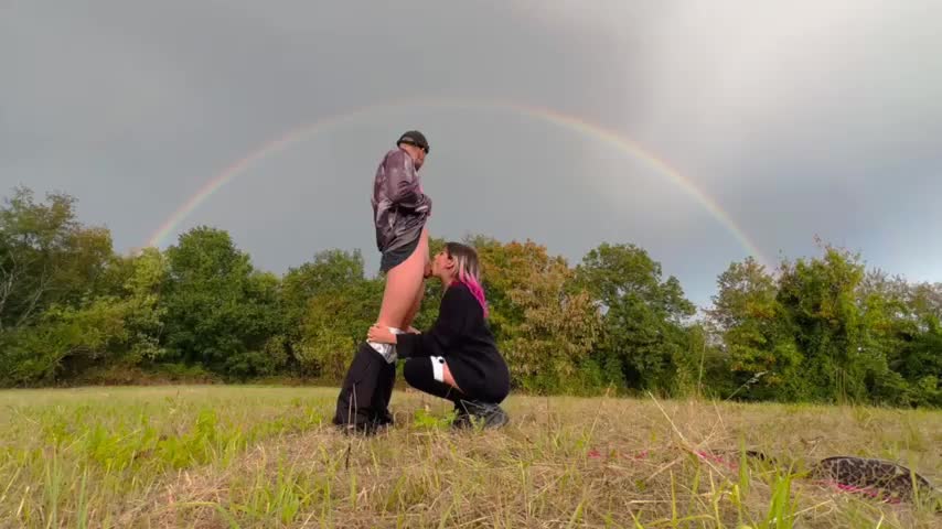 I've got some proper blowjob skills. I made the rainbow cum out! - free porn video