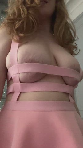 5'2 redhead in a special dress... - free porn video
