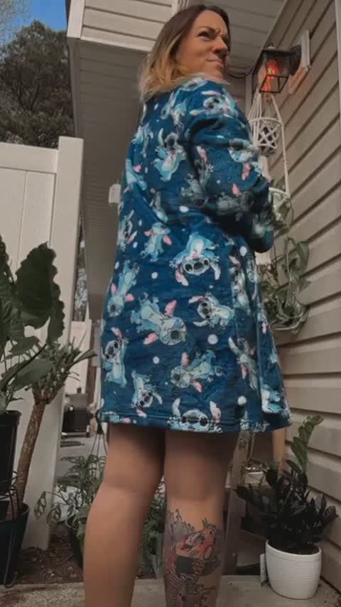 love giving my hot neighbor a good show . He thinks I don’t notice him peeking [gif] - free porn video