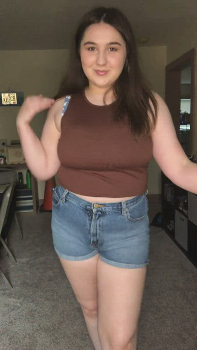 come watch me get undressed 😛 - free porn video