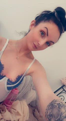 if you like how I move around in my underwear, you'll love how I move around naked, check out my profile to see it 😈 - free porn video