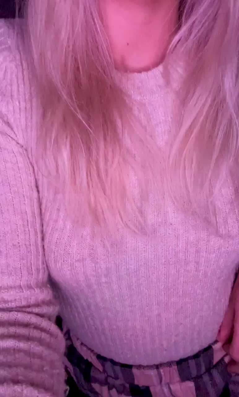 18, shy and I wish i would have bigger boobs - free porn video