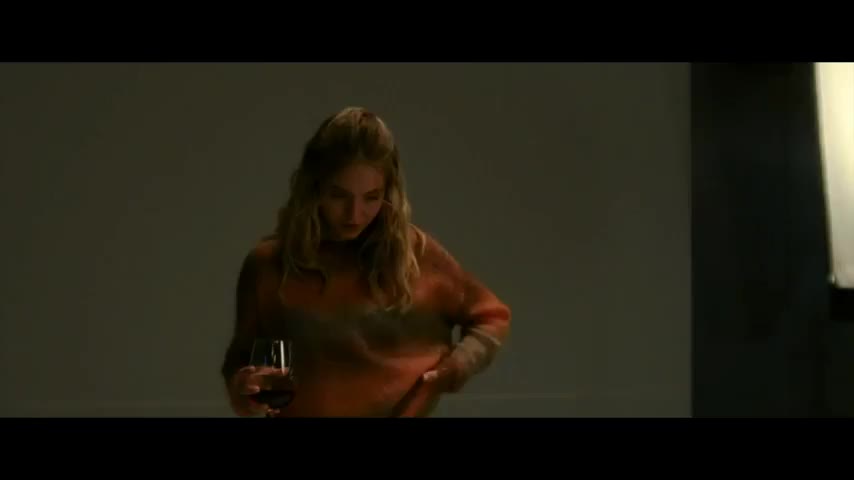 Sydney Sweeney Undressing - free porn video