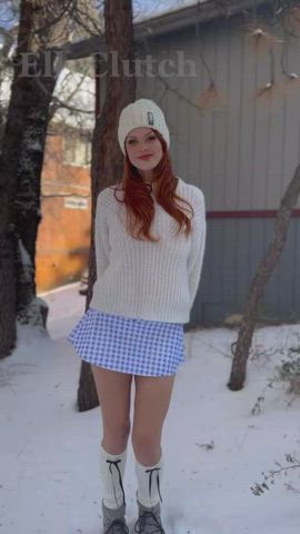 Flashing through the snow ;) - free porn video