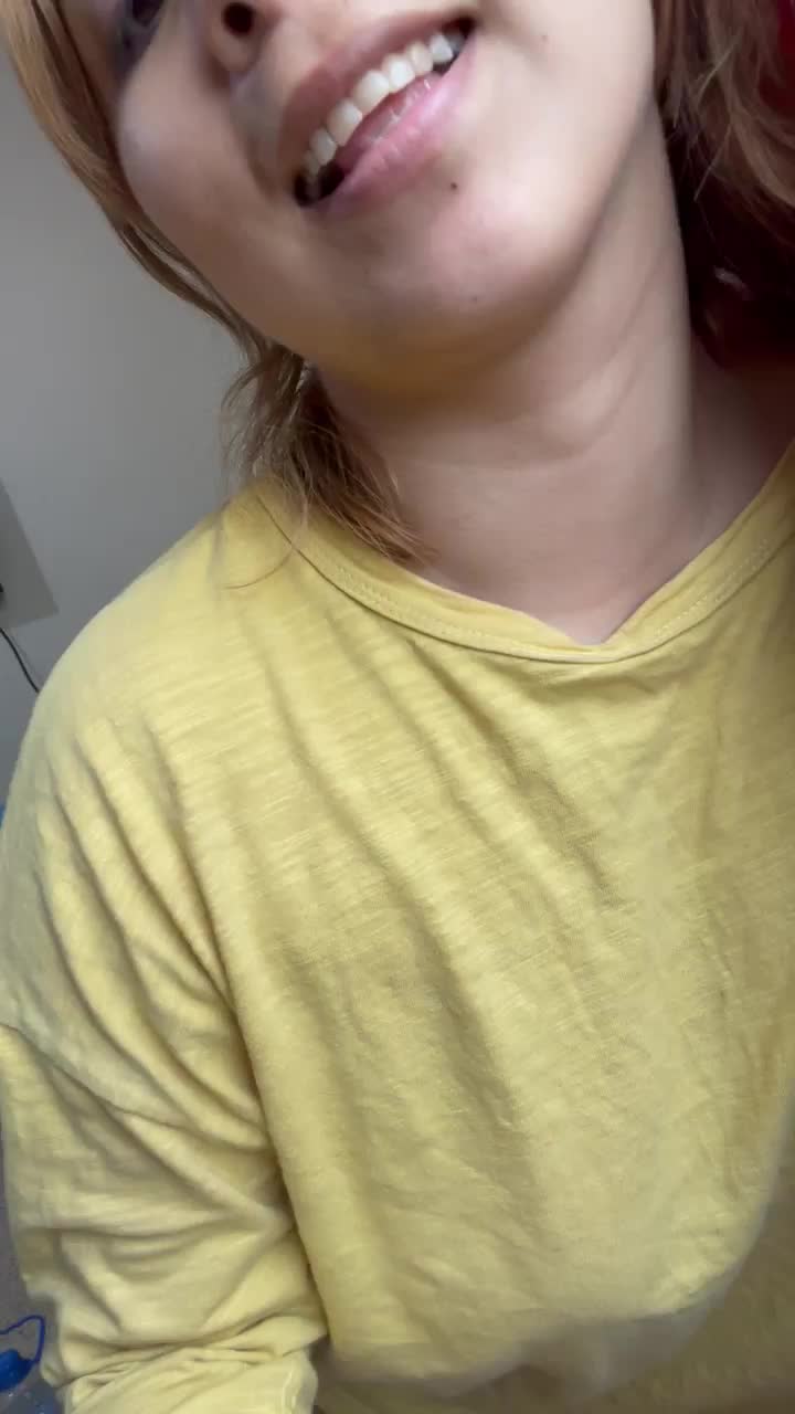 Do you want to taste my pussy from behind? - free porn video