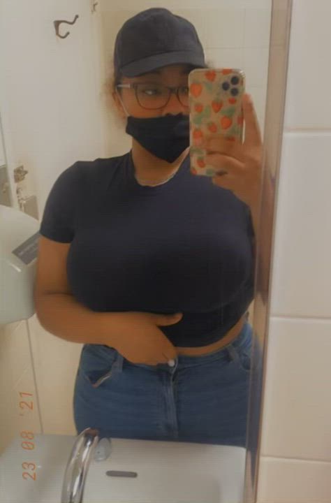 Is giving a titty job at work, still means im working? oc - free porn video