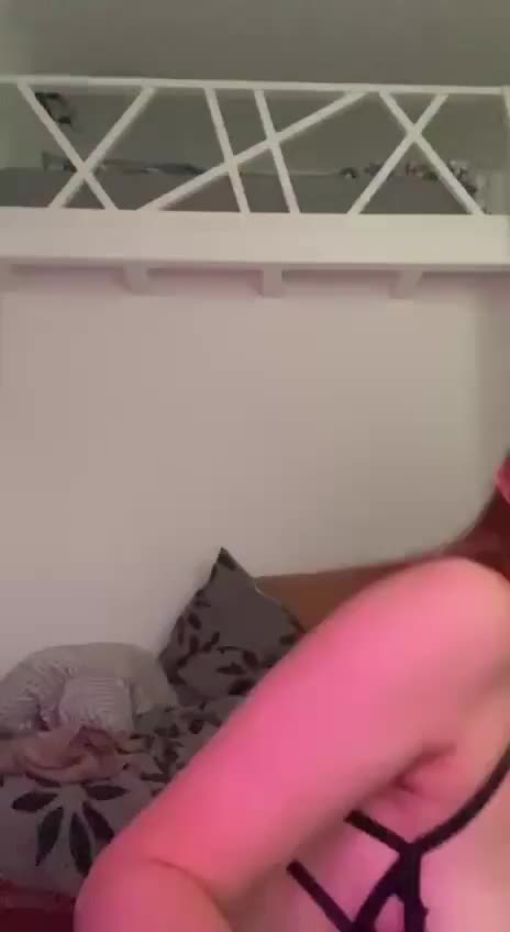 Do you like sluts who love to suck cock? - free porn video