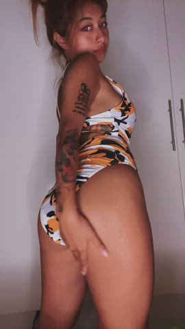 Am I thick? - free porn video