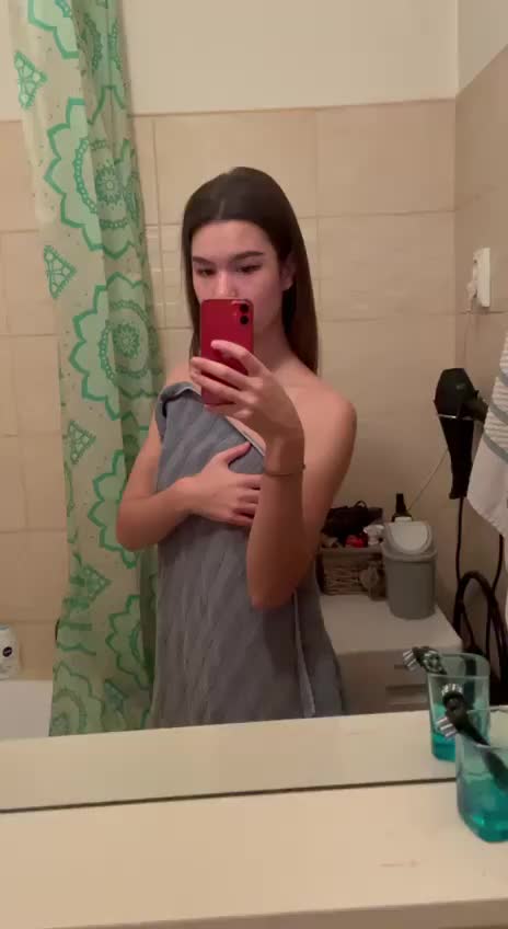 Freshly legal, I wonder if the older men I like, like young girls like me (19yo° - free porn video