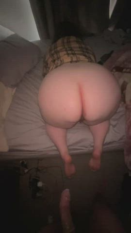 She gets spanked if her ass isn’t jiggling (oc) - free porn video