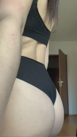 Secret footage of me dressing this morning :P - free porn video