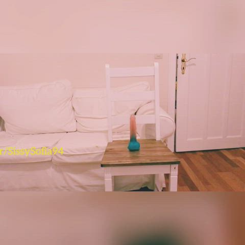 First time using a dildo and cumming handsfree 🍆💦 How do you like it? - free porn video