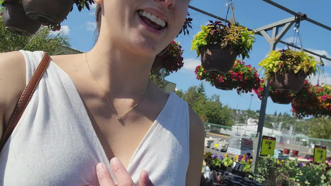 Shopping for flowers and showing my boobs! [GIF] - free porn video