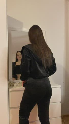 I'm so in love with my new cozy tracksuite, but it covers a bit too much :P - free porn video