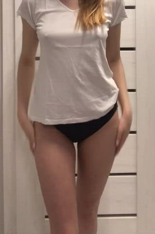 are any older men here into young latinas??💘 - free porn video