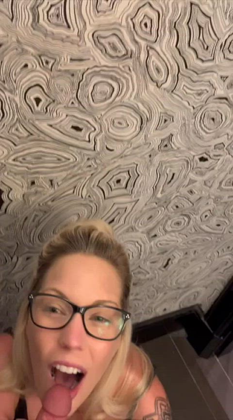 Made him cum on my face in the dressing room then happily wore it around the mall - free porn video