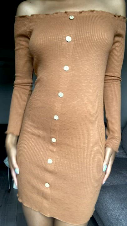 This dress looks better off - free porn video