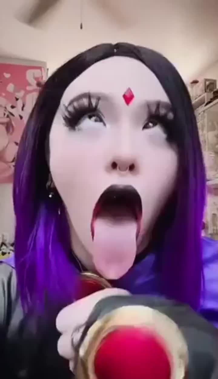 Help! Who is she?!? - free porn video
