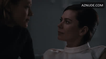 Anna Friel makes the intern eat her out - free porn video