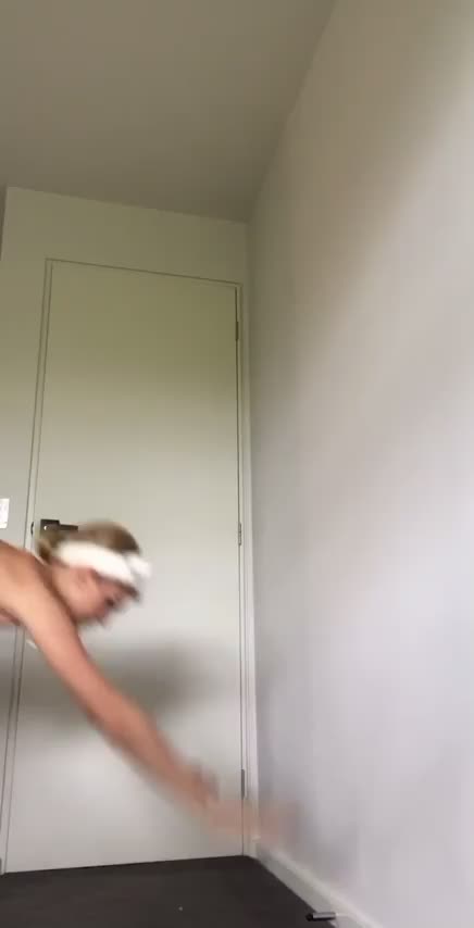 I really want to get fucked in this position… are you brave enough to try? 🤣 - free porn video