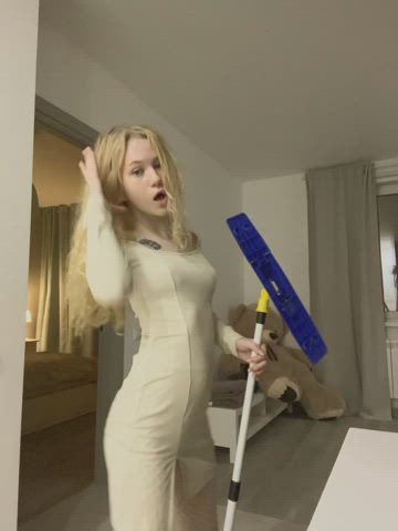 Feeling submissive today. Please let me worship you - free porn video