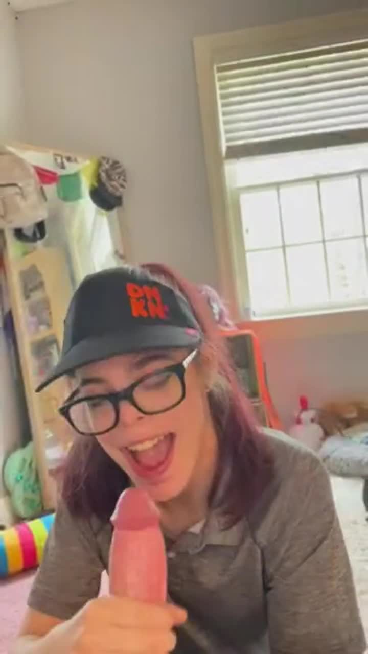 A little glaze before heading to the donut shop 🍩😉 - free porn video