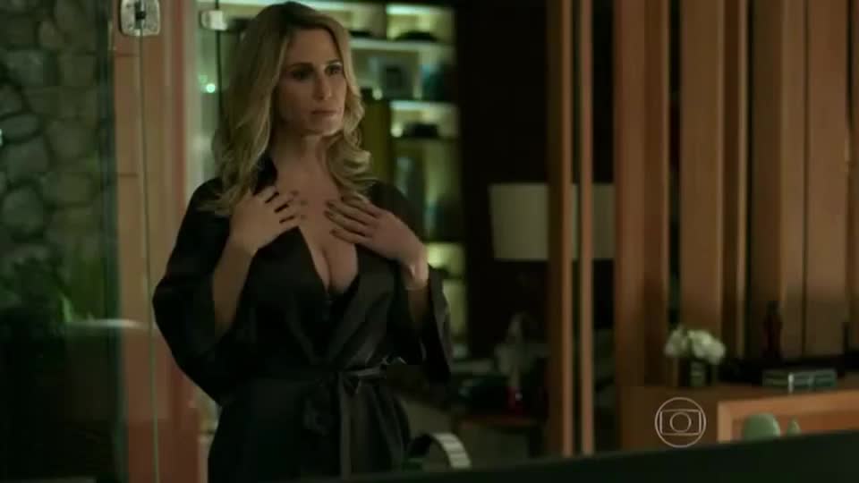 Guilhermina Guinle amazing hot body in brazilian series Verdades Secretas (2015) - free porn video