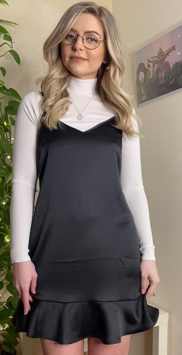 Is my 5'2 frame considered breeding material? 💕 - free porn video