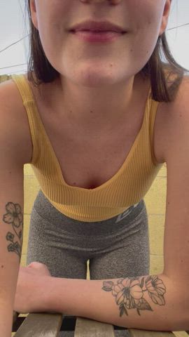 it deserves at least a lick 🥺 - free porn video