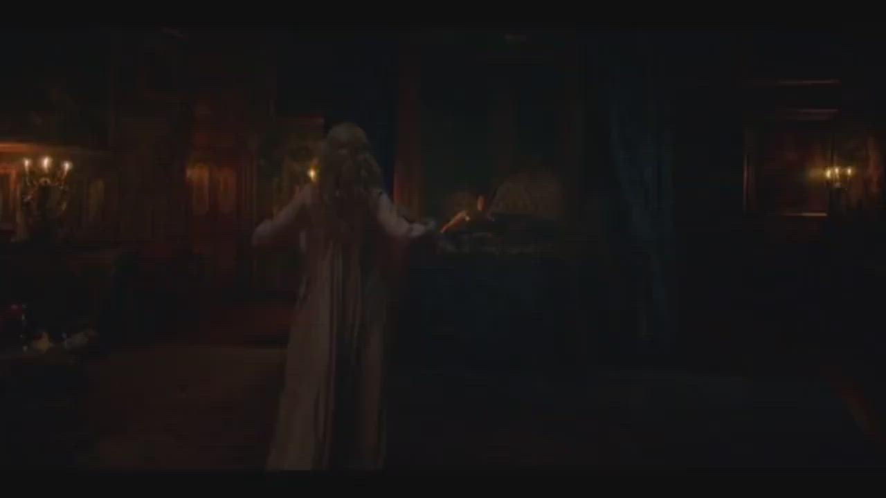 Elle Fanning’s ass and tits in The Great - free porn video