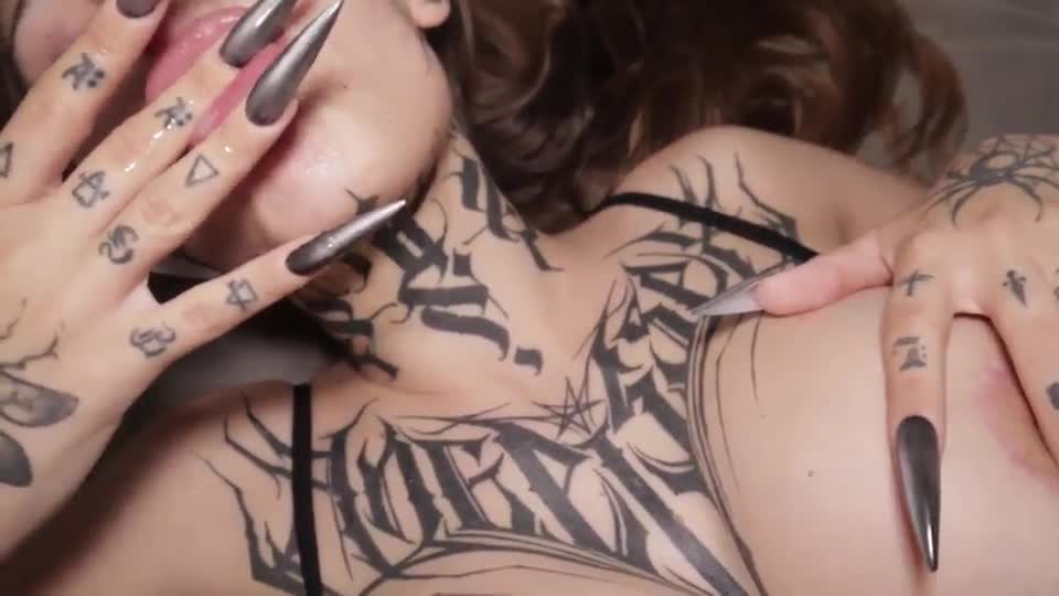 Cum Fiend - free porn video