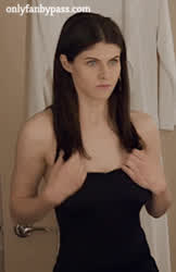 I know Alexandra Daddario gets alot of love on here but holy shit shes such a tease - free porn video