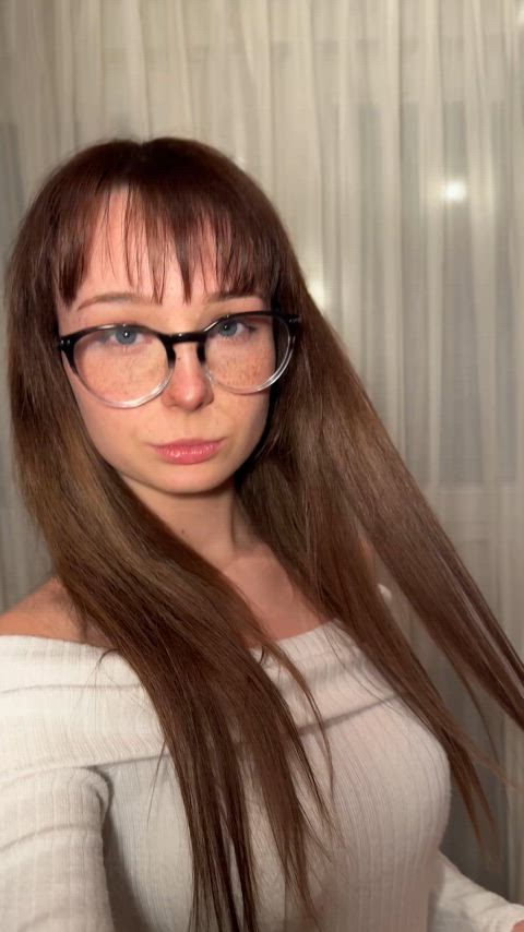 the quiet and nerdy 18yo girls are the naughtiest - free porn video