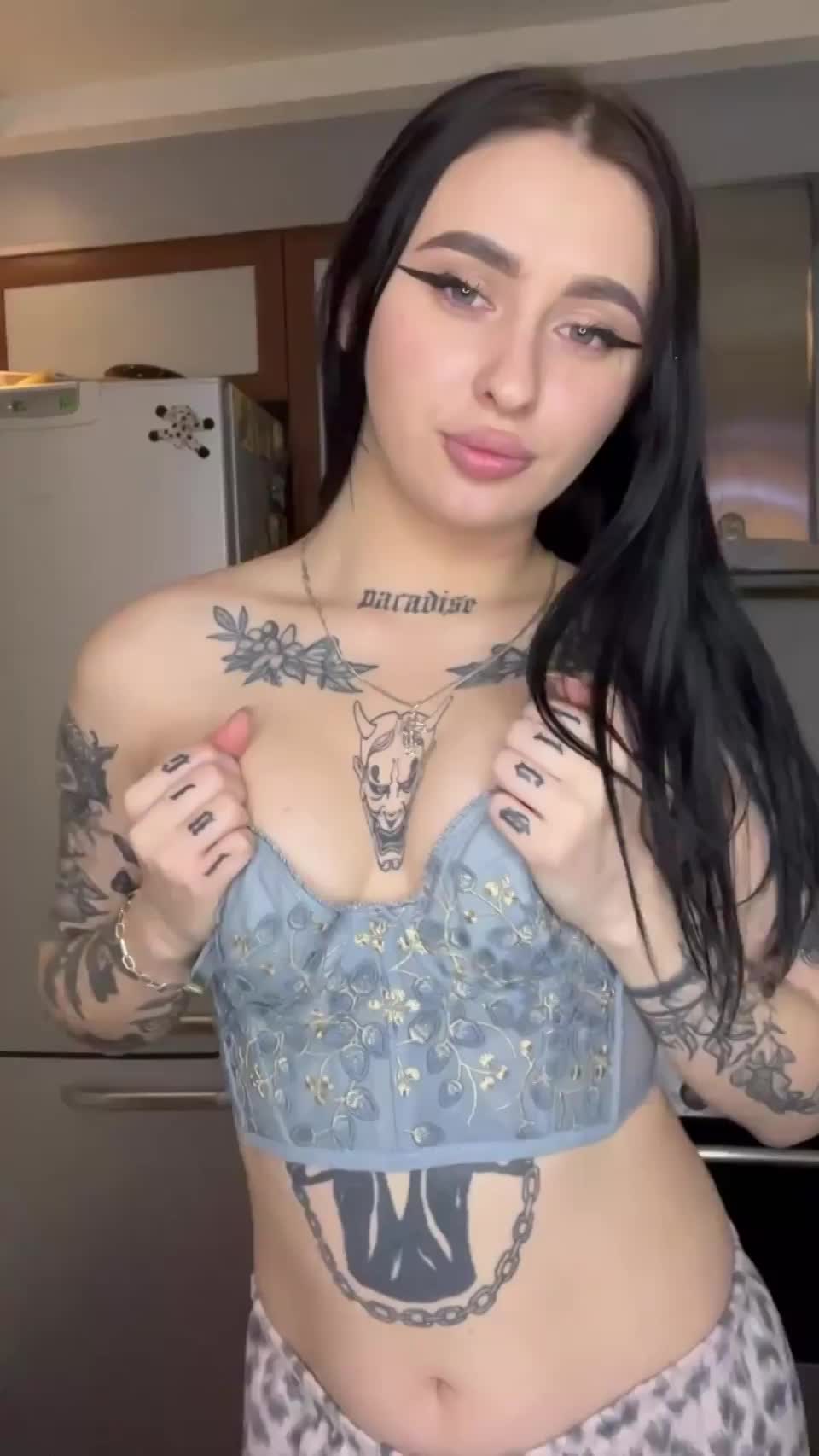 I'm so horny right now 😈 - free porn video