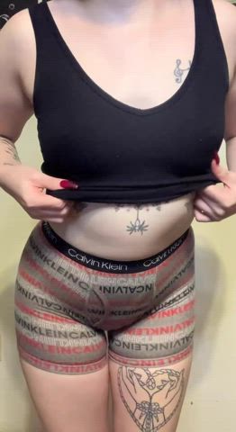 does anyone appreciate natural tits anymore? - free porn video