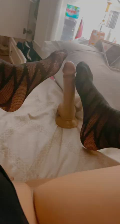My girls feet - free porn video
