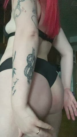 I hope someone here likes thick russian ass - free porn video