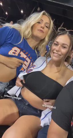 Flashing with my friend at the baseball game⚾️😜 [GIF] - free porn video